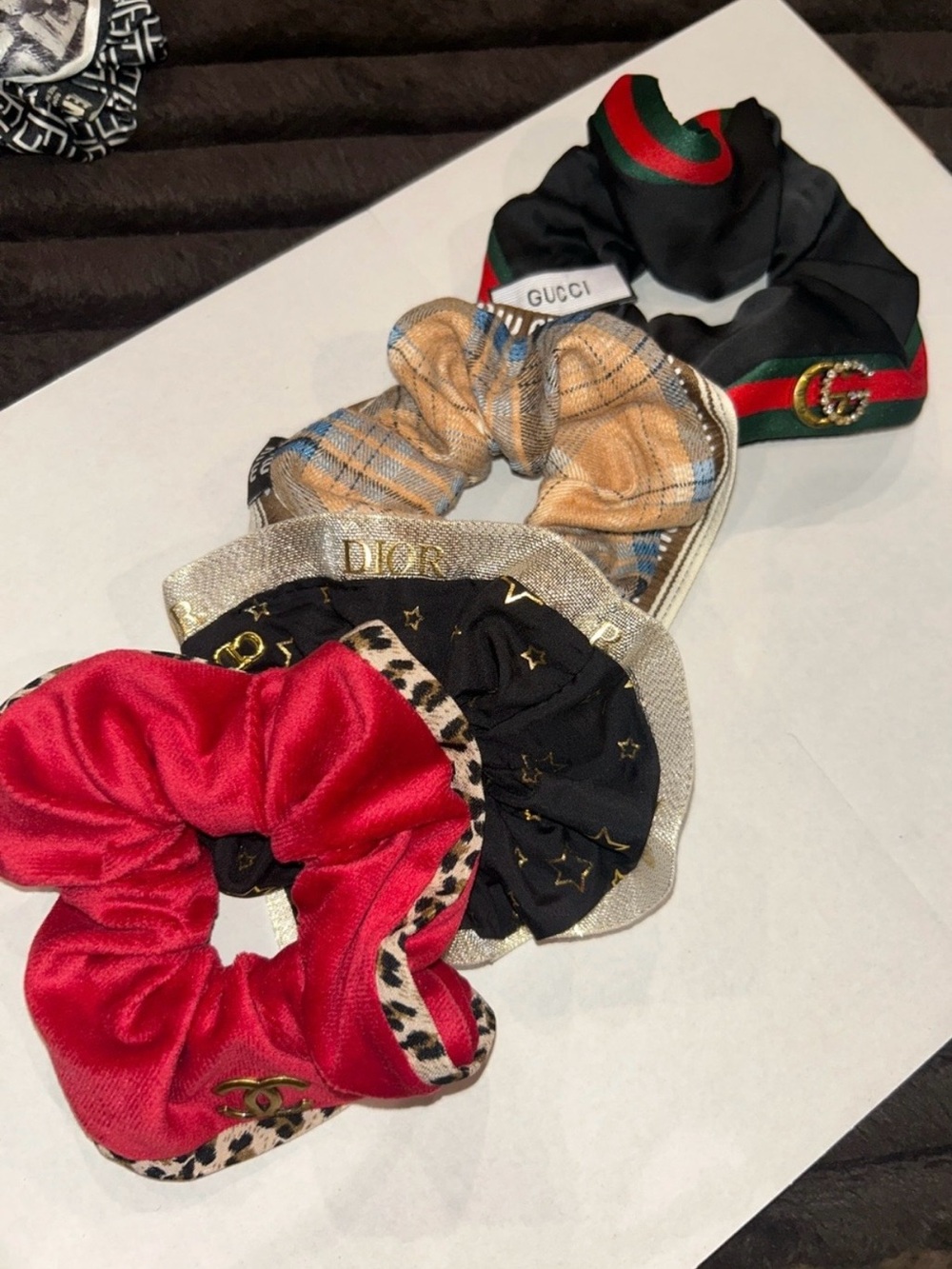 4 Hair Scrunchies & case - Picture 3 of 4